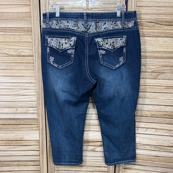 Cato Jeans Dark Blue Denim Capri Plus Size 16 - Picture 6 of 11